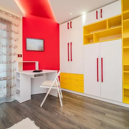Joy Apartment-top Center & Free Parking Place Apartament